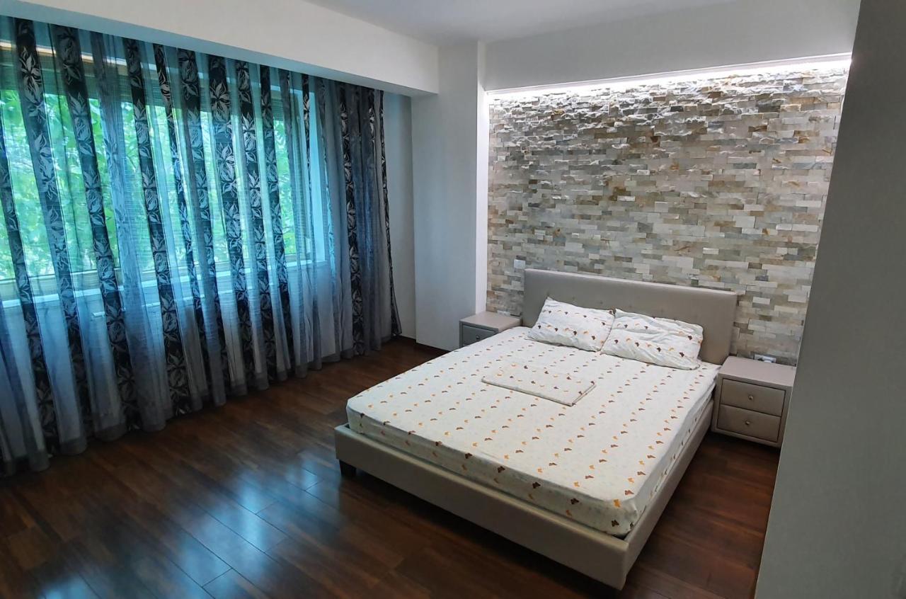 Jt Tower Apartment Navodari Exterior photo